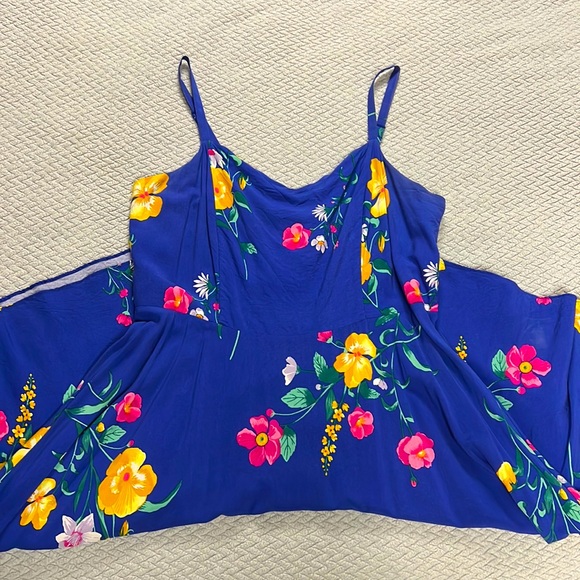 Old Navy Dresses & Skirts - Fit and Flare Cami Dress